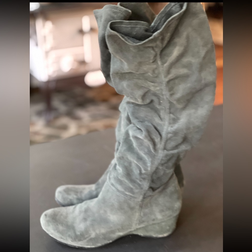 Me Too suede slouch boots